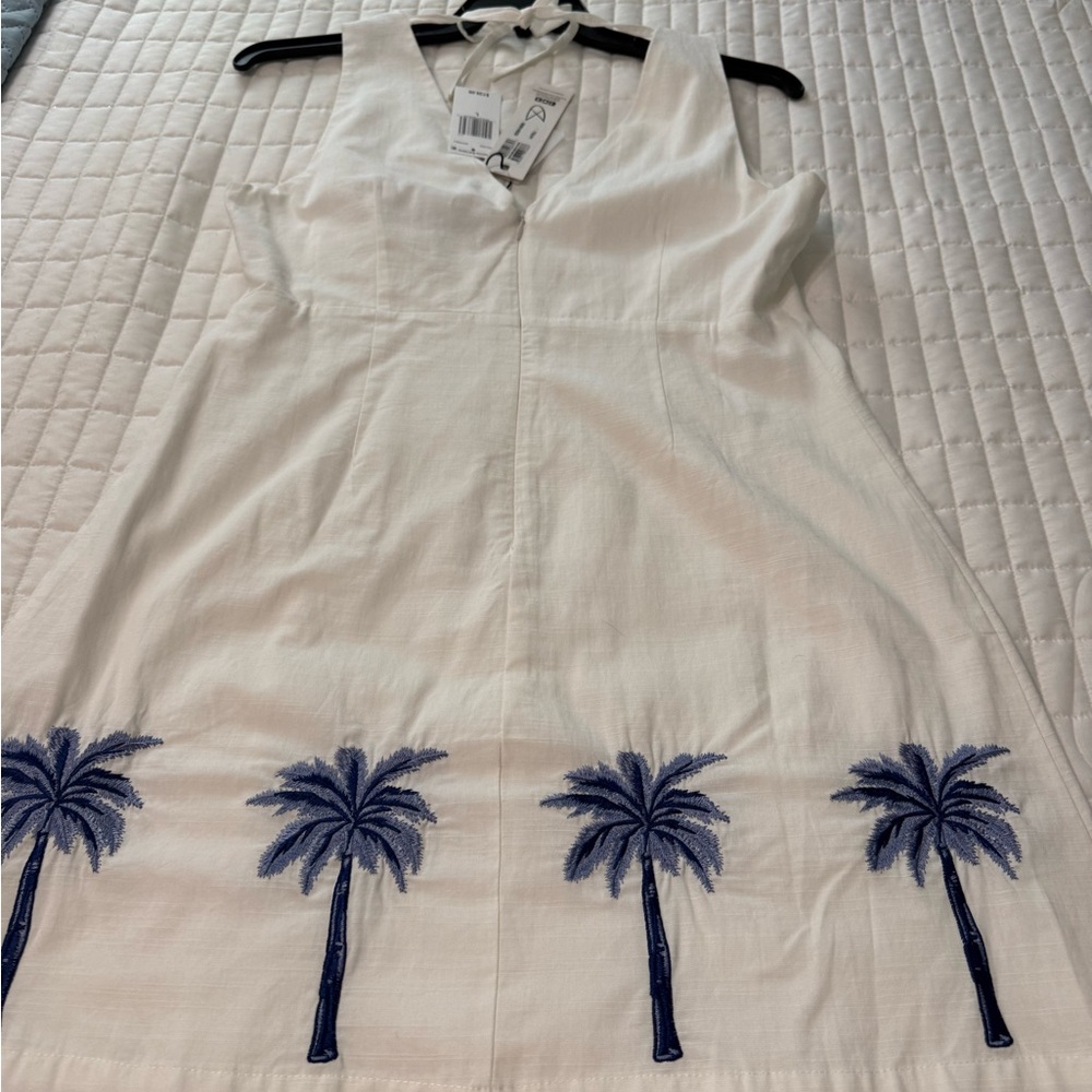 Mink Pink White Backless Dress with Blue Palm Tree Design. New with tags. - Picture 5 of 9